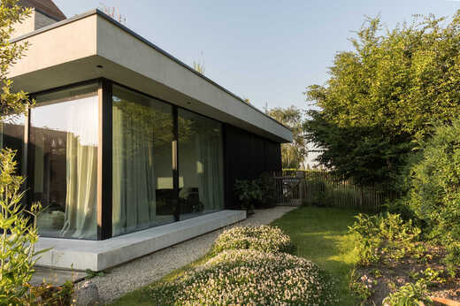 Een moderne uitbreiding die de woning opnieuw laat ademen